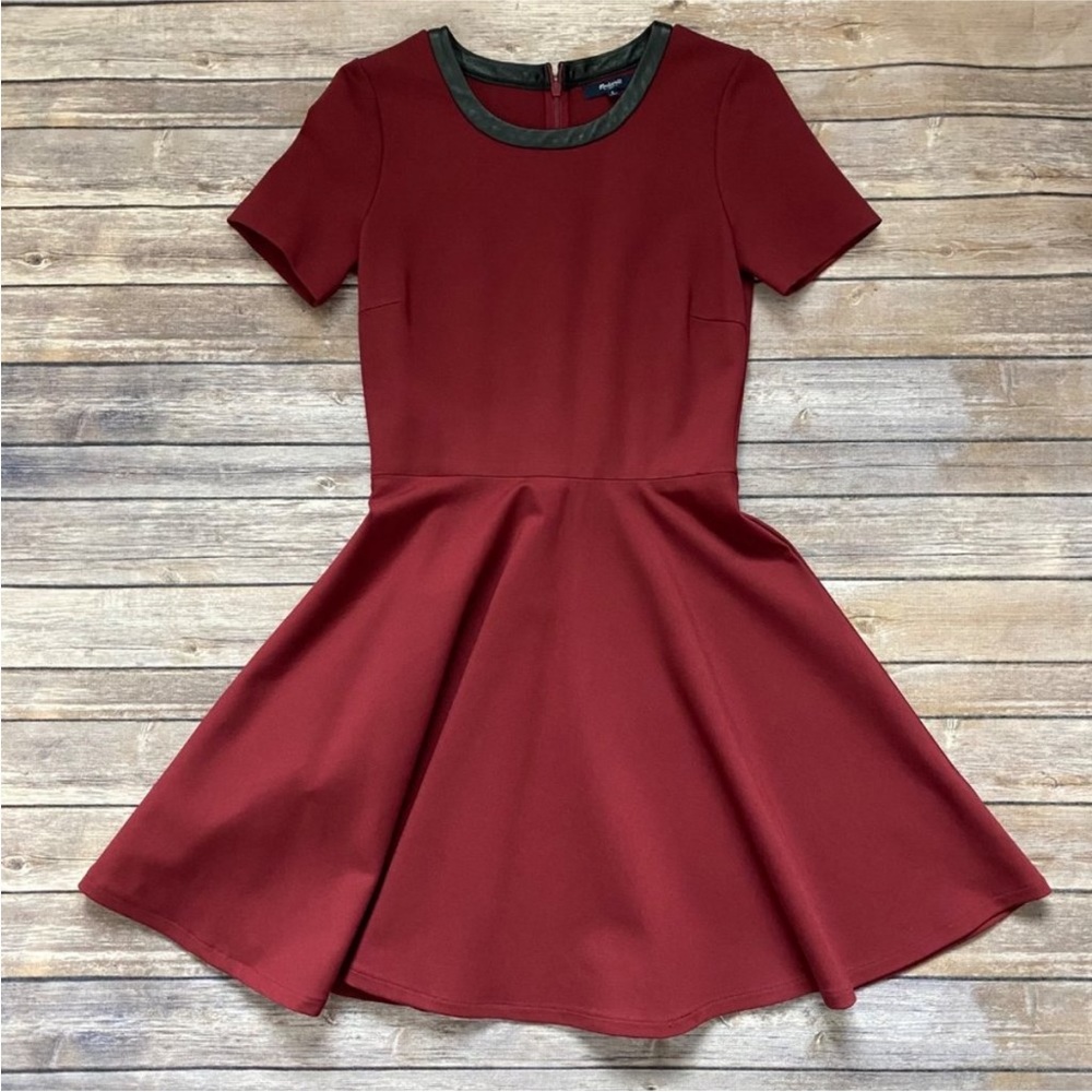 Madewell Maroon Faux Leather Trim Collar Short Sleeve Skater Dress